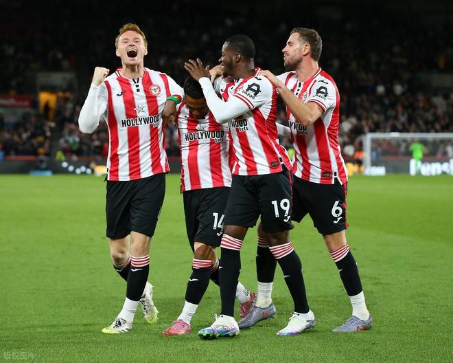 佳心对不起清清，更对不起小胖！TTG失去了打废钟意唯一机会