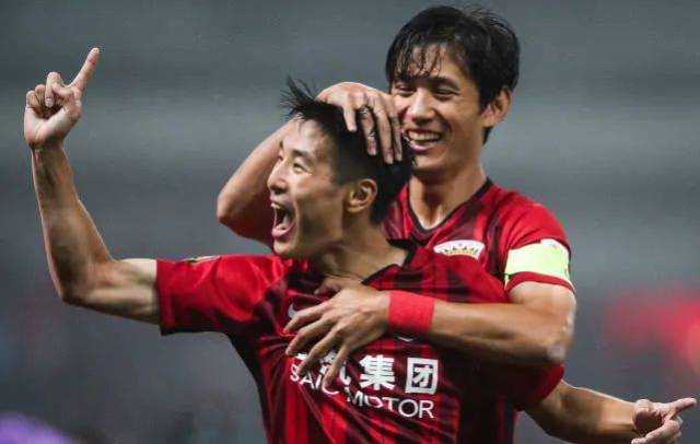 2025KPL夏季赛决赛：AG 4-1 WB豪取六连冠；辅助大帅获FMVP