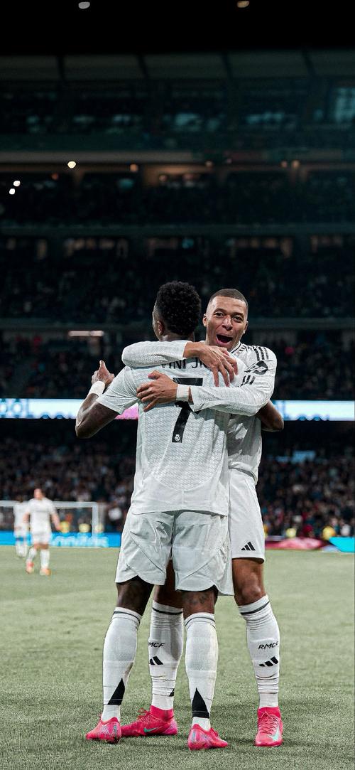 序章开启《赤痕：绯红契约》预告片首曝