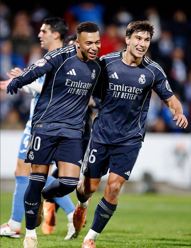 2024年10月24日，合作恐怖游戏《劫盗惊魂夜 Dark Hours》抢先体验版悄然来袭！